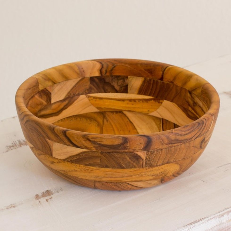 Guatemalan Teak Wood Artisan Handmade 10-inch Bowl 'Forest Mosaic'