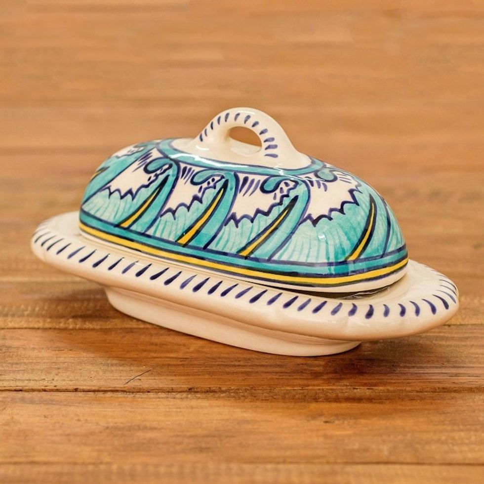 Covered Ceramic Butter Dish Crafted of Ceramic 'Bermuda'