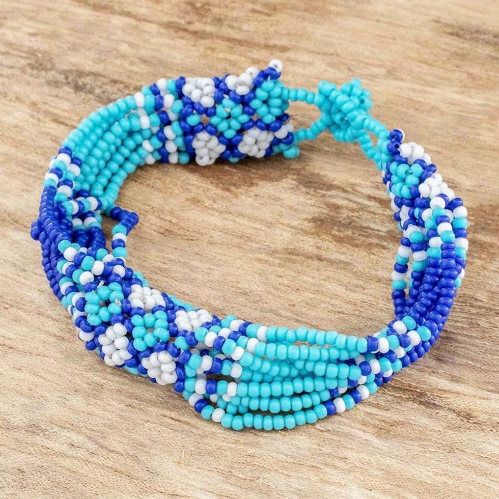 Blue Glass Bead Bracelet 'Flower Harmony in Blue'