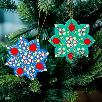 Alternate image for Pair of Lacquered Wood Star Ornaments Handmade in Uzbekistan Splendid Stars