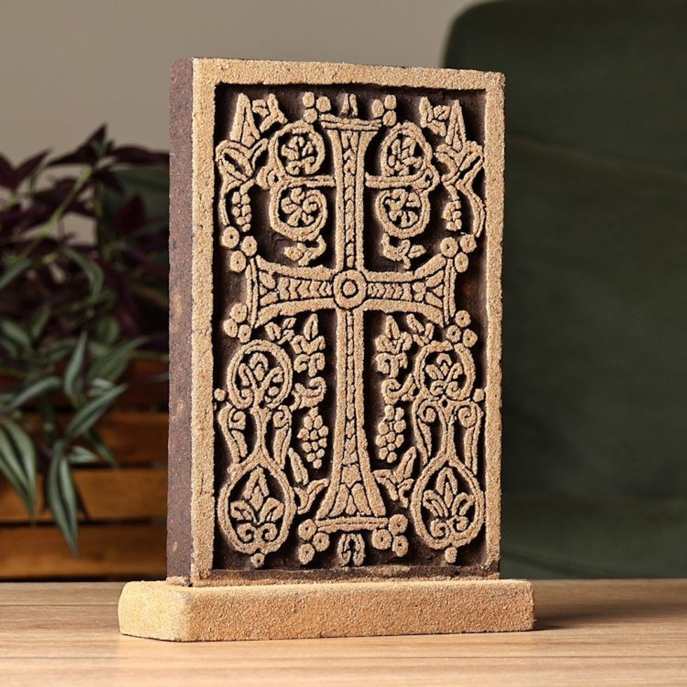 Handmade Traditional Leafy Cross Tuff Stone Stela Sculpture 'The Kingdom's Faith'