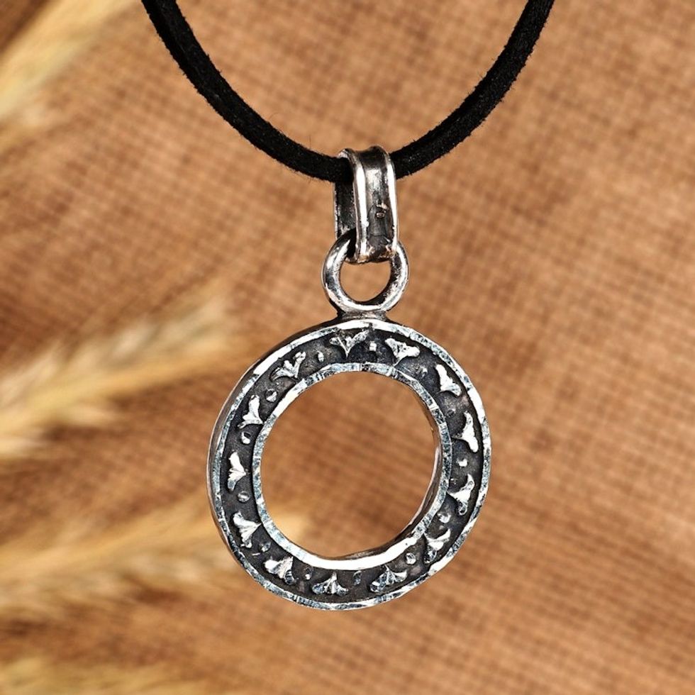 Polished Round Floral Sterling Silver Pendant Necklace 'Mountain Halo'