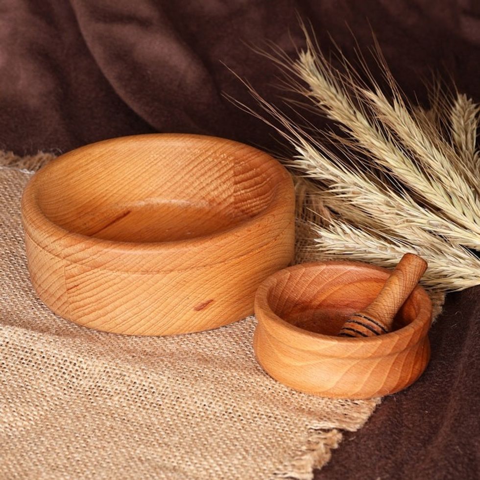 Hand-Carved Beechwood Bowls and Honey Dipper 3 Pieces 'Sweet Custom'