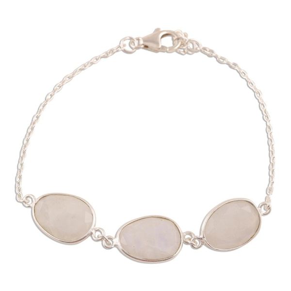Alternate image for 18-Carat Rainbow Moonstone Pendant Bracelet from India Rainbow Glisten
