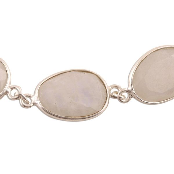 Alternate image for 18-Carat Rainbow Moonstone Pendant Bracelet from India Rainbow Glisten