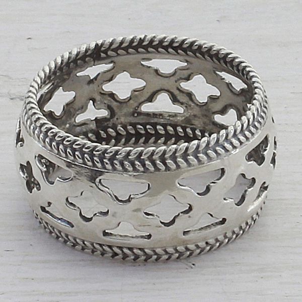Alternate image for Artisan Crafted Sterling Silver Indian Jali Motif Band Ring Jali Stars