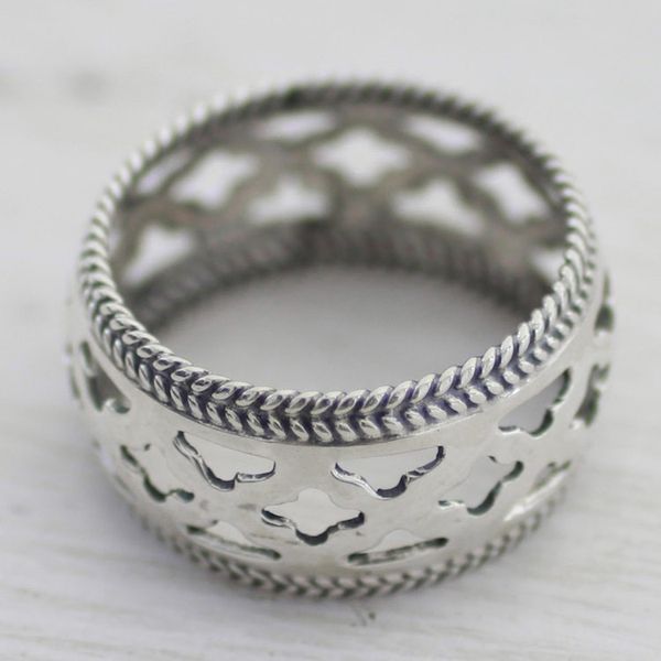Alternate image for Artisan Crafted Sterling Silver Indian Jali Motif Band Ring Jali Stars