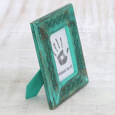 Alternate image for Green Hand Carved Flower Cutouts Wood Photo Frame 4x6 Blossom Meadow