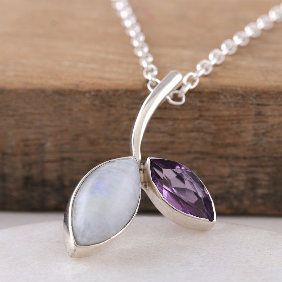 Leafy Rainbow Moonstone and Amethyst Pendant Necklace 'Chic Leaf'