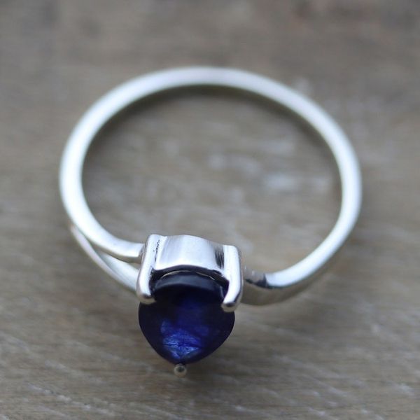 Alternate image for Sterling Silver Solitaire Ring with Beautiful Sapphire Stone Blue Tiara
