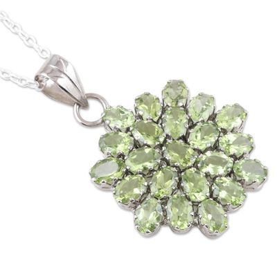 Alternate image for Sterling Silver Pendant Necklace with 22-Carat Peridot Gems Forest Brilliance