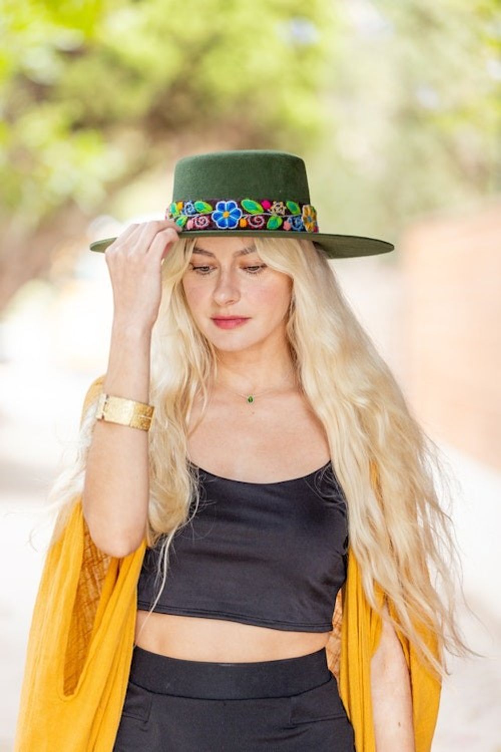 Alternate item image