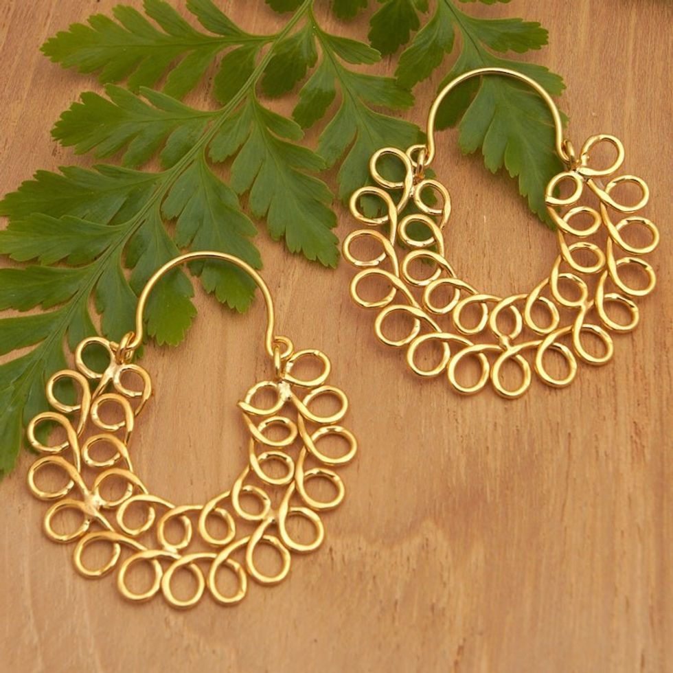 Modern 22k Gold-Plated Hoop Earrings with Intertwined Loops 'Loop Flair'