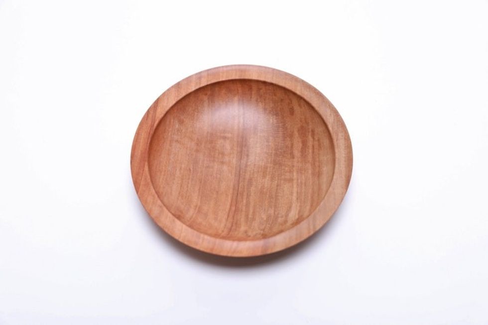 #2325 Pear Wooden Ring Dish 4 3/4" x 1"