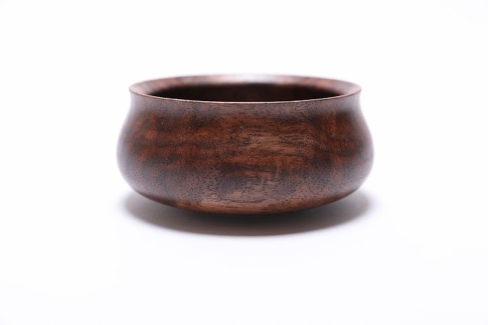 #2476 Claro Walnut Pot Bellied Wooden Bowl 4 5/8" x 2 1/8"