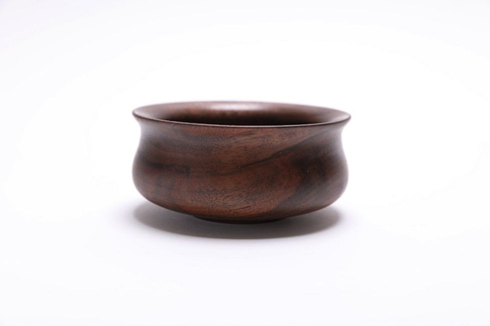 #2504 Claro Walnut Potbelly Wooden Bowl 4 1/4" x 2"
