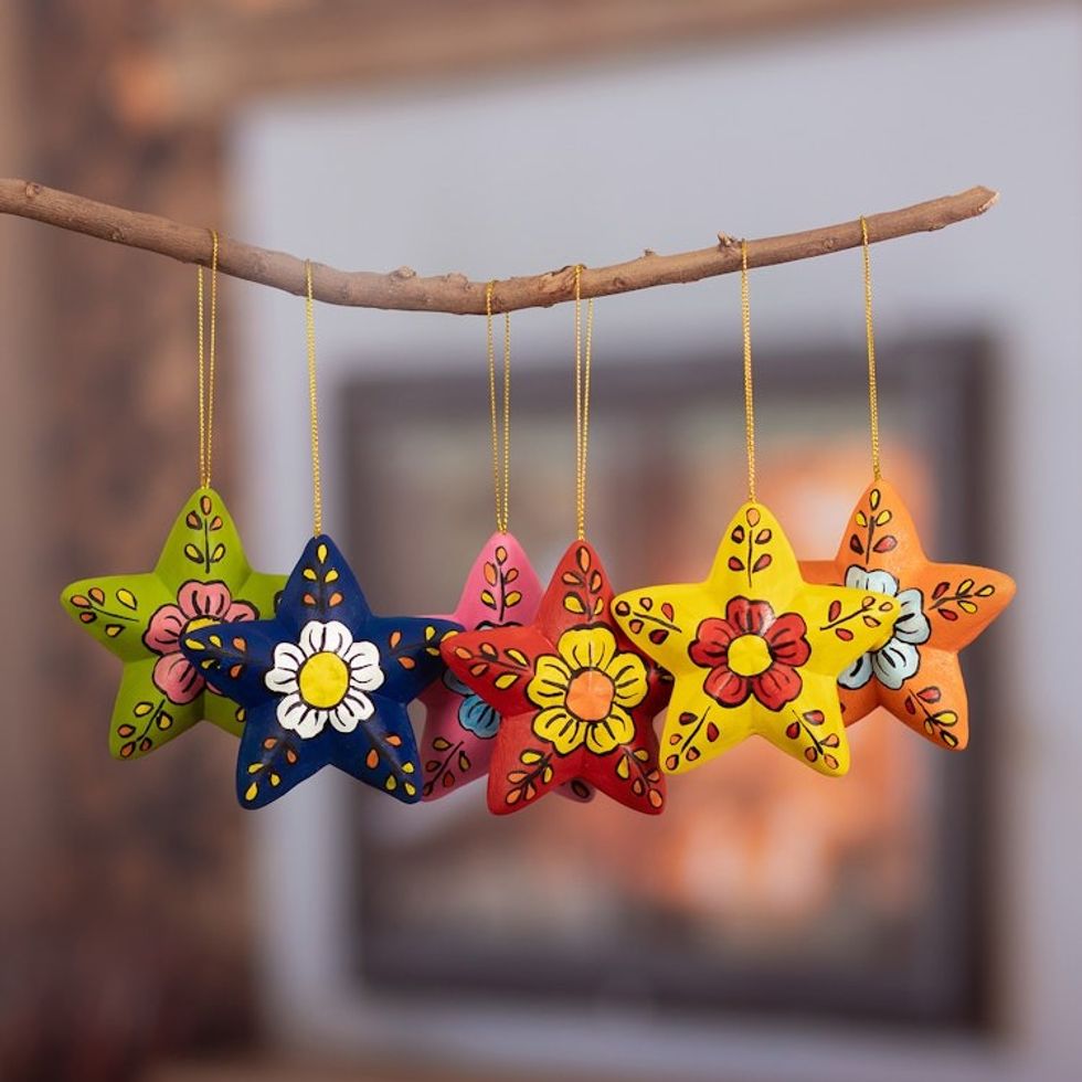 Ceramic Star Ornaments With Hand-Painted Flowers Set of 6 'Ayacucho Flowered Stars'