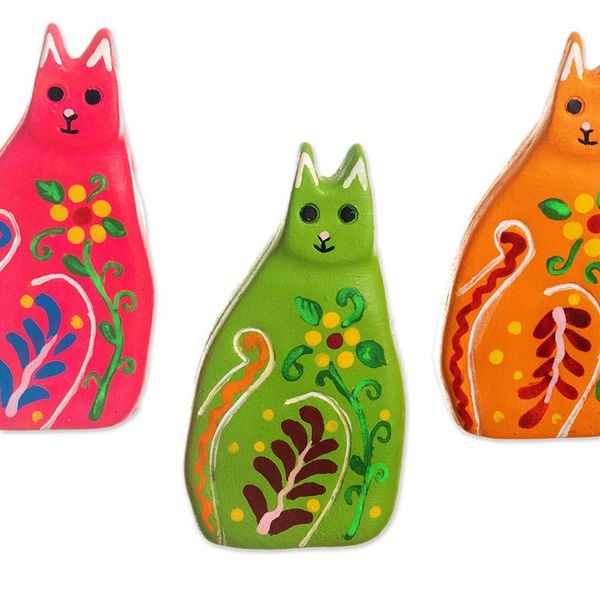 Alternate image for Vibrant Floral Ceramic Cat Statuette from Peru Guardian Kitten