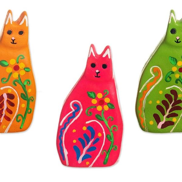 Alternate image for Vibrant Floral Ceramic Cat Statuette from Peru Guardian Kitten