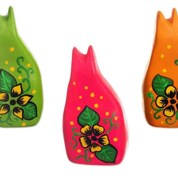 Alternate image for Vibrant Floral Ceramic Cat Statuette from Peru Guardian Kitten