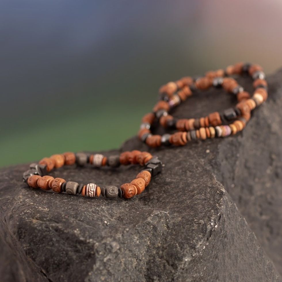 Onyx and Hematite Ceramic Beaded Stretch Bracelet from Peru 'Andean Spirit'