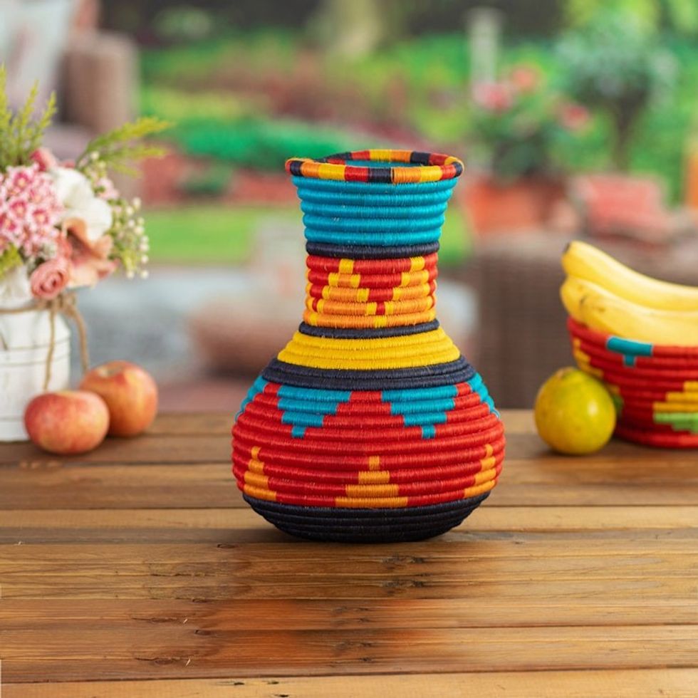 Guacamayas Natural Fiber Decorative Vase from Colombia 'Sierra Nevada'