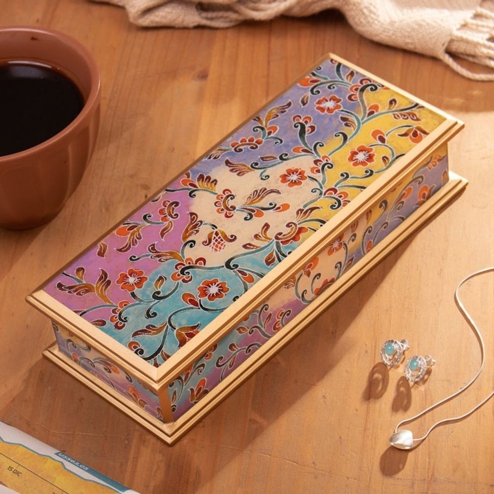 Reverse-Painted Glass Floral Decorative Box in Gold Tone 'Sweet Beauty'