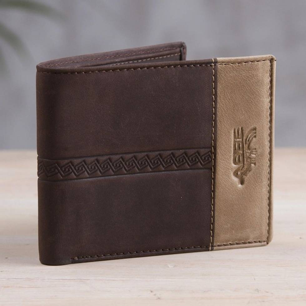 Handcrafted Leather Wallet in Espresso from Peru 'Golden Brown History'
