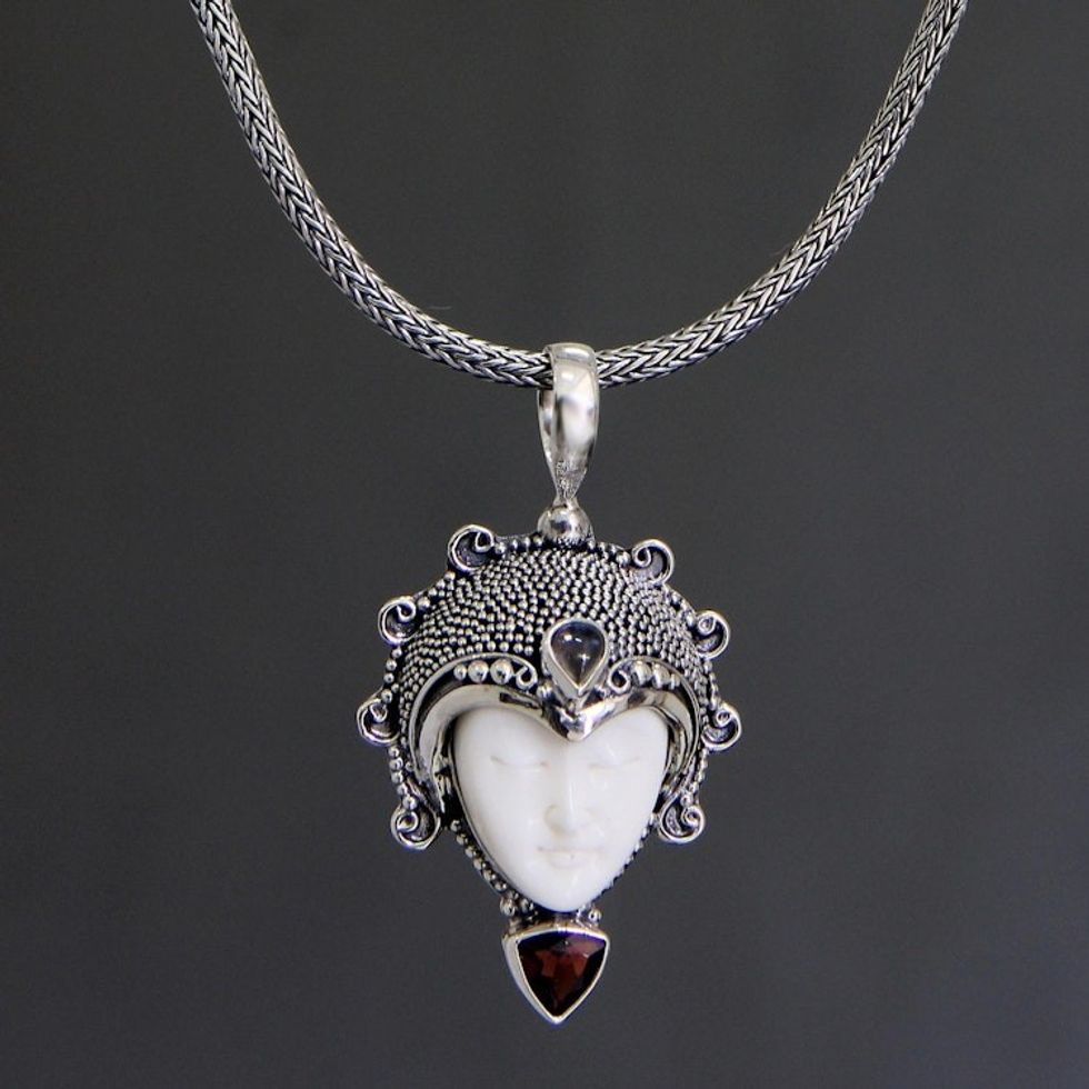 Garnet and Bone Silver Pendant Necklace 'Princess Aura'