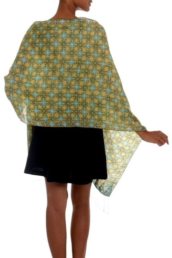 Alternate image for Green Batik Handstamped 100 Silk Shawl Star Truntum