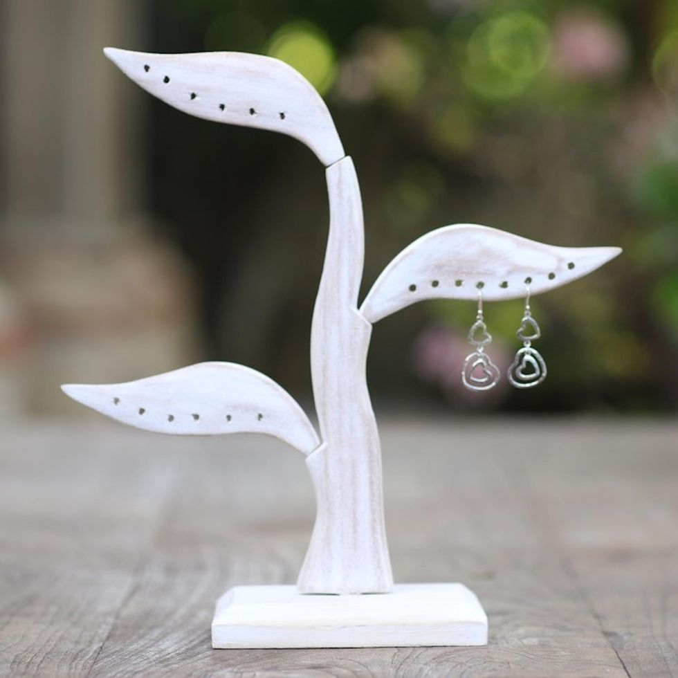 White Jempinis Wood Leaf-Themed Jewelry Holder 10 Inch 'Daun Salam in White'