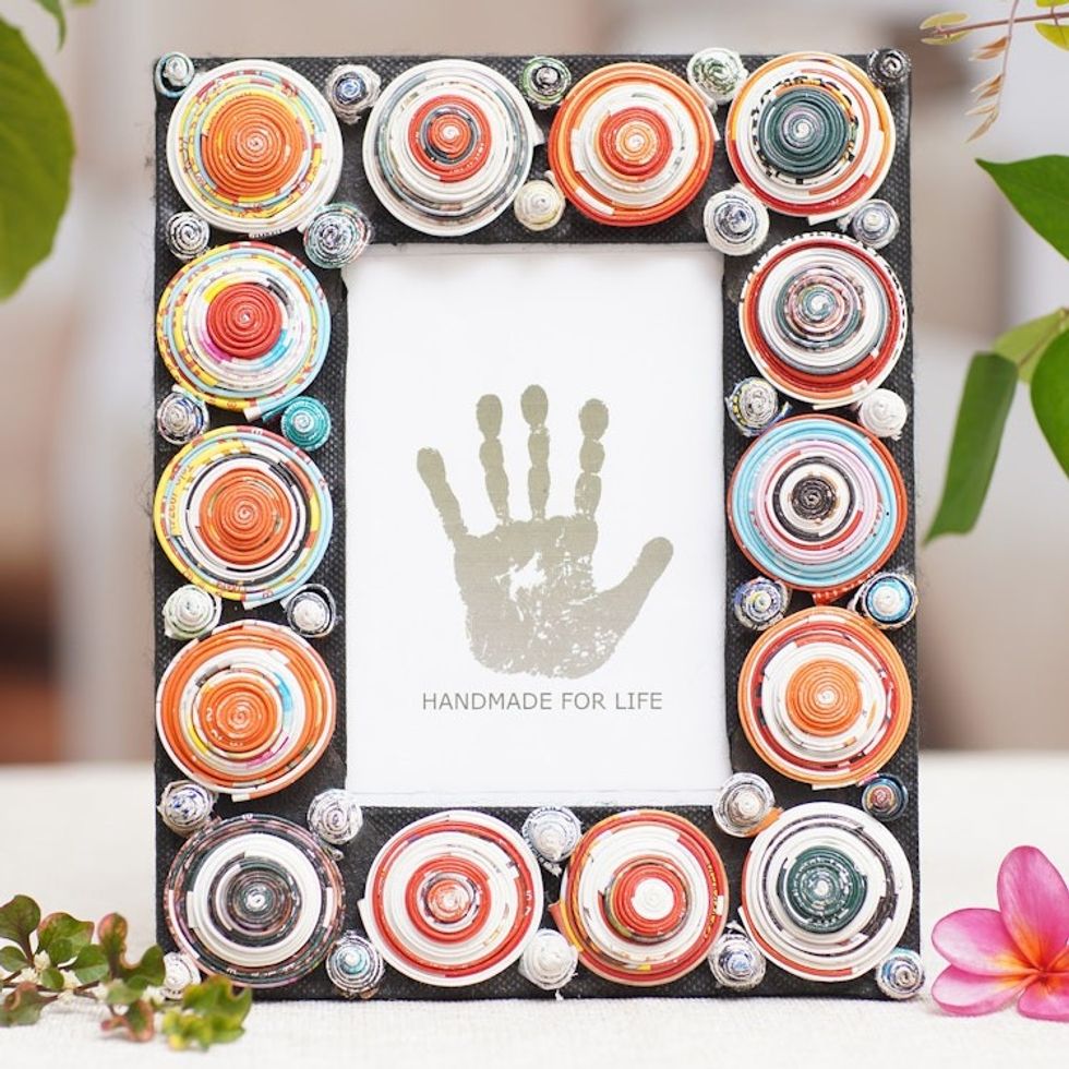4x6 Recycled Paper Photo Frame with Multicolored Circles 'Shrine City'