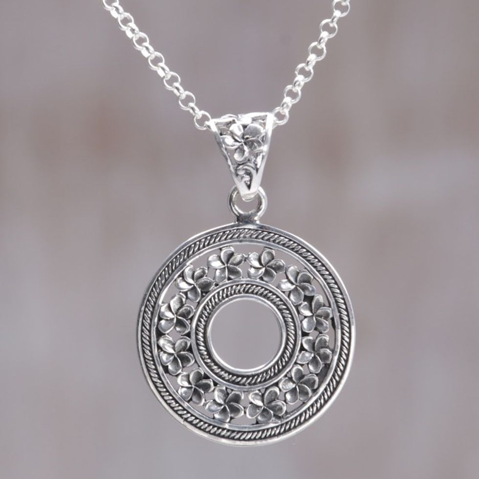 Hand Made Circle Sterling Silver Pendant Necklace Indonesia 'Jepun Coin'