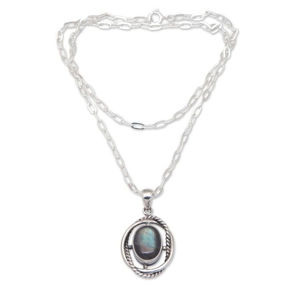 Alternate image for Sterling Silver Pendant Necklace with Labradorite Stone Chic Iridescence