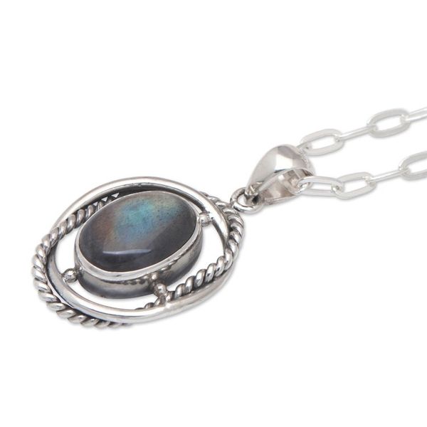 Alternate image for Sterling Silver Pendant Necklace with Labradorite Stone Chic Iridescence