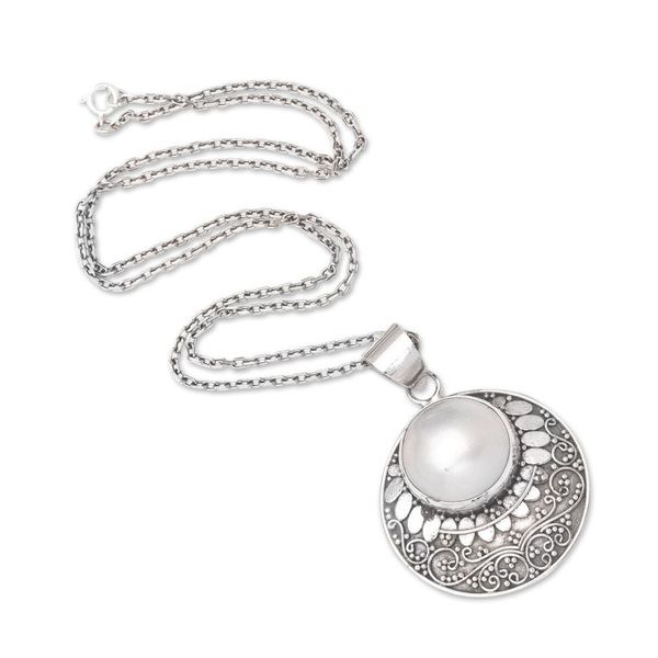 Alternate image for Traditional Sterling Silver Pendant Necklace with Grey Pearl Feminine Majesty