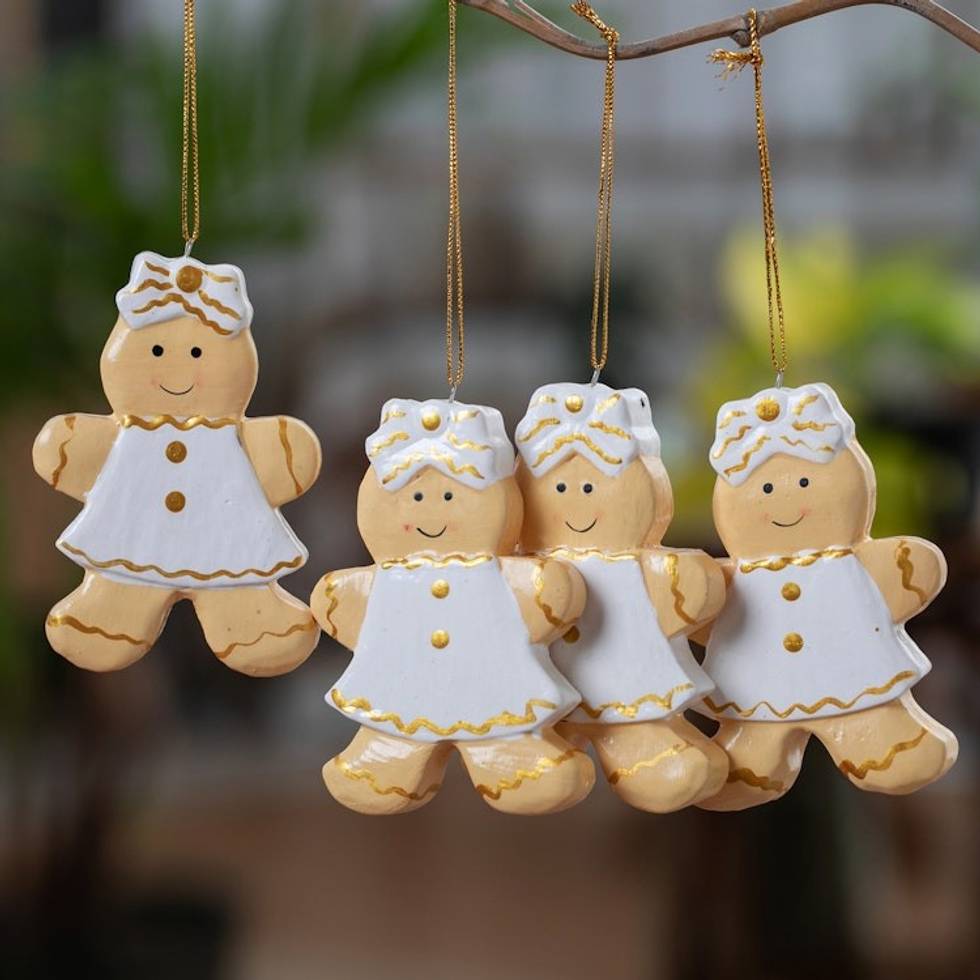 Christmas-Themed Set of 4 Gingerbread Girl Wood Ornaments 'Gingerbread Darlings'