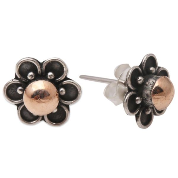 Alternate image for Handmade Gold-Accented Sterling Silver Stud Earrings Golden Stamen