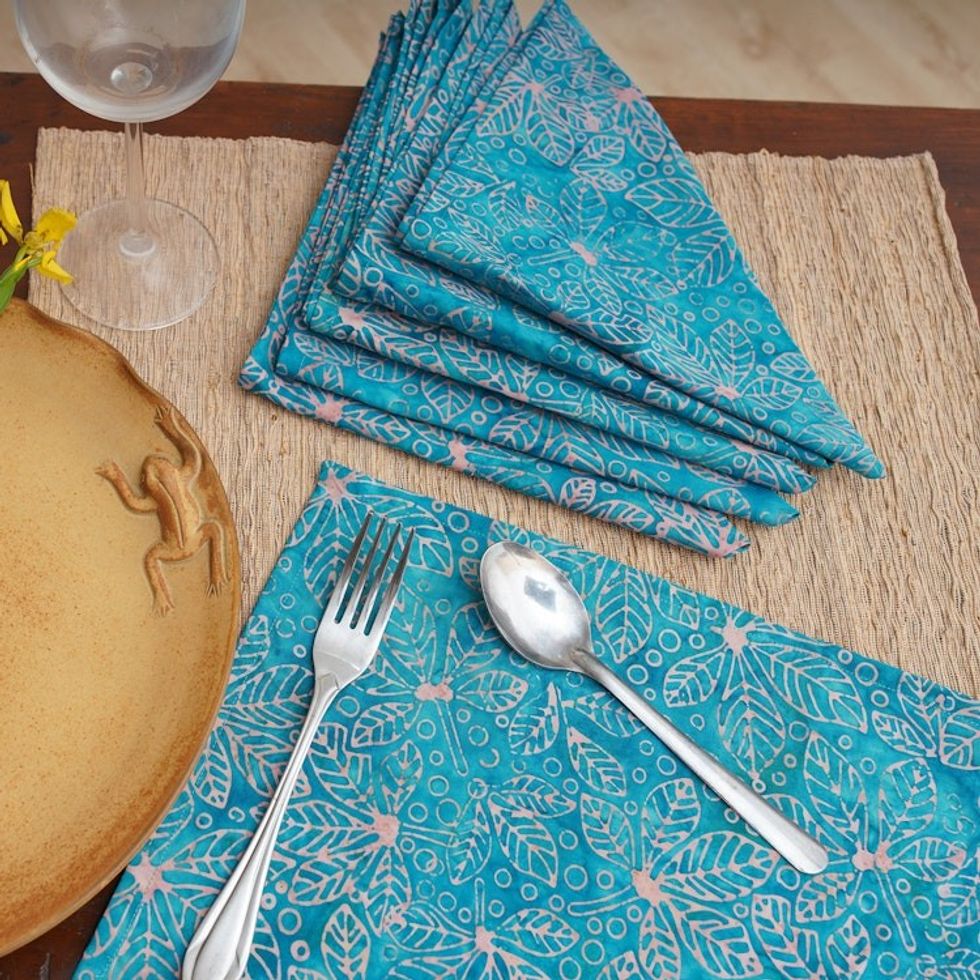 Nature-Inspired Leafy 6-Piece Turquoise Batik Napkin Set 'Turquoise Banquet'
