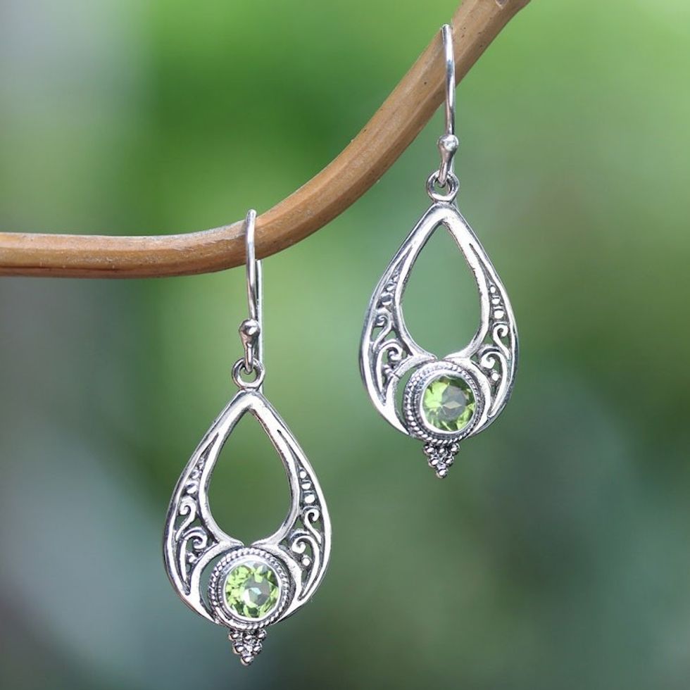 Polished 1-Carat Natural Peridot Drop-Shaped Dangle Earrings 'Green Realm'