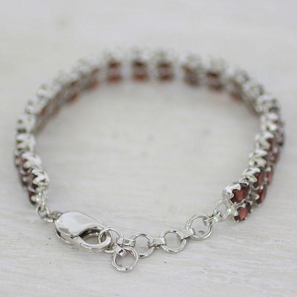 Alternate image for 41 Garnets on 925 Silver Tennis Bracelet Jewelry from India Fiery Glam