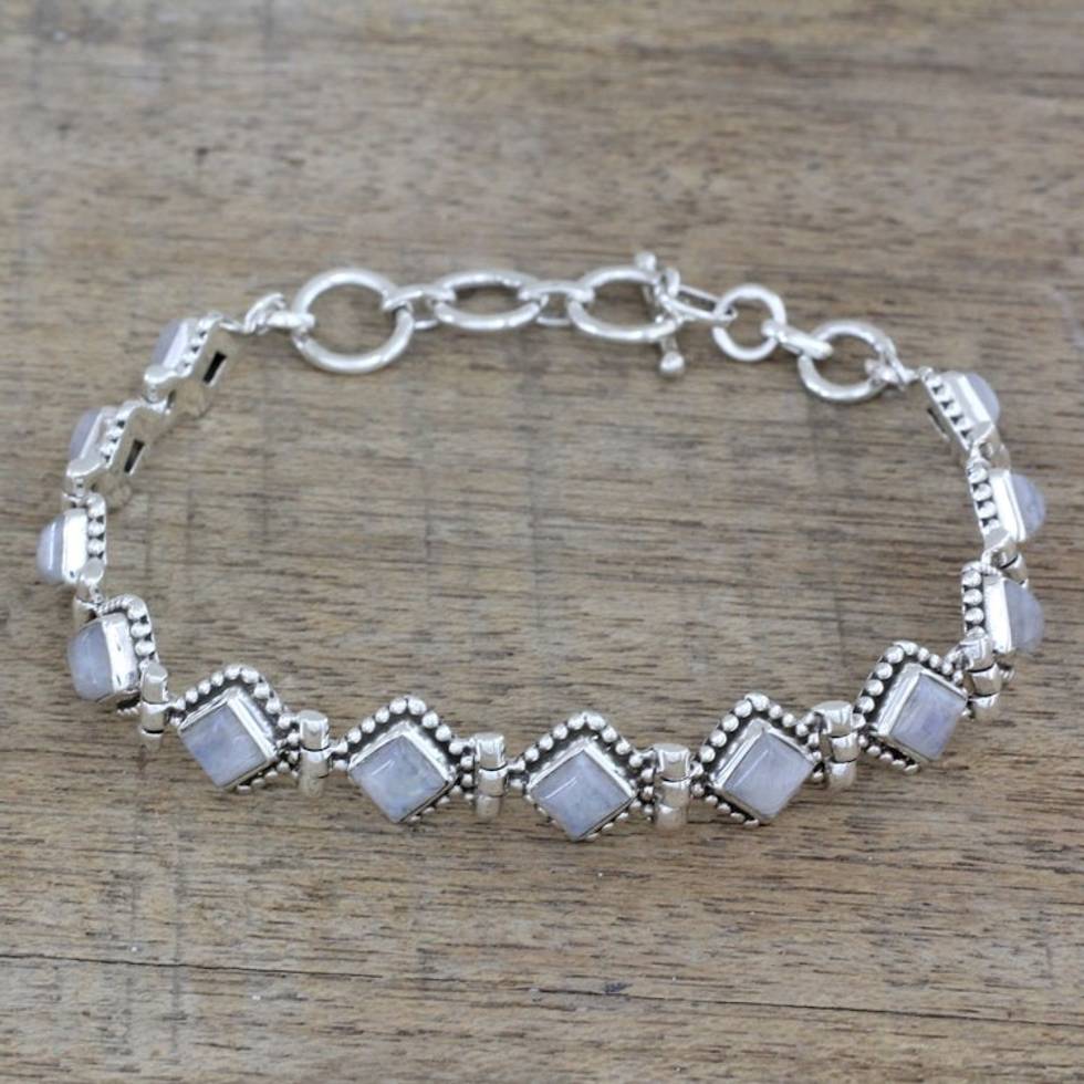 Handcrafted Rainbow Moonstone India Silver Tennis Bracelet 'Misty Diamonds'