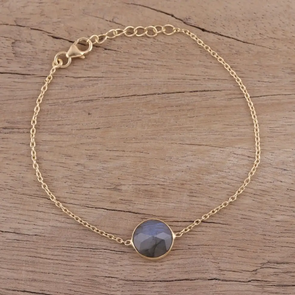 Handmade Vermeil Labradorite Pendant Bracelet from India 'Mesmerizing Night'