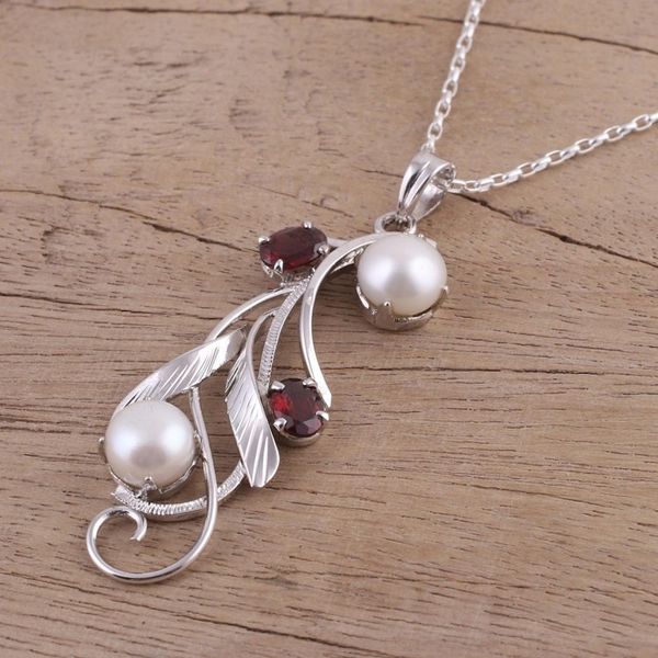 Alternate image for Leafy Garnet and Cultured Pearl Pendant Necklace from India Eternal Glamour