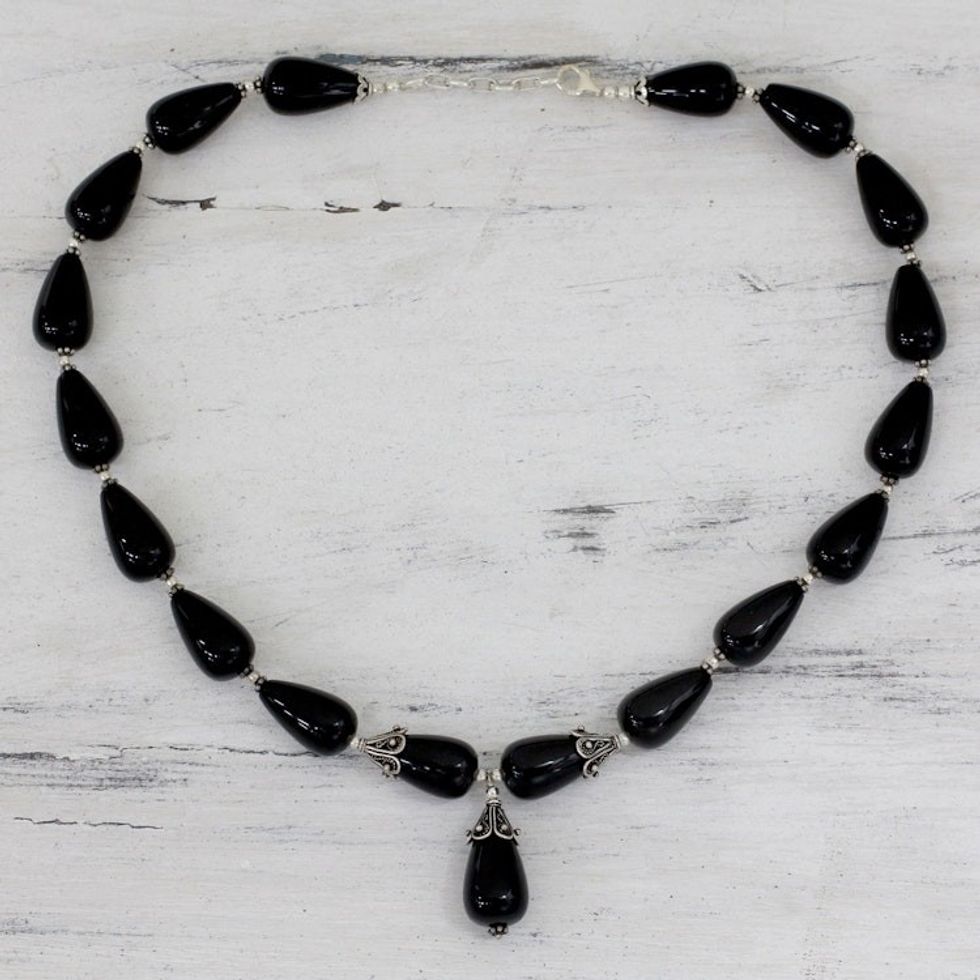 Onyx Y necklace 'Radiant Black'