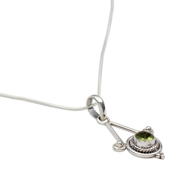 Alternate image for Sterling Silver and Peridot Necklace Modern Indian Jewelry Chennai Promise