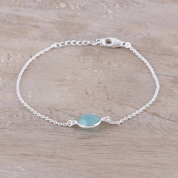 Alternate image for Adjustable Chalcedony Pendant Bracelet from India Aqua Night