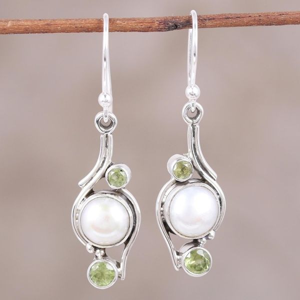 Alternate image for India Style Pearls and Peridot Earrings Sweet Dreams