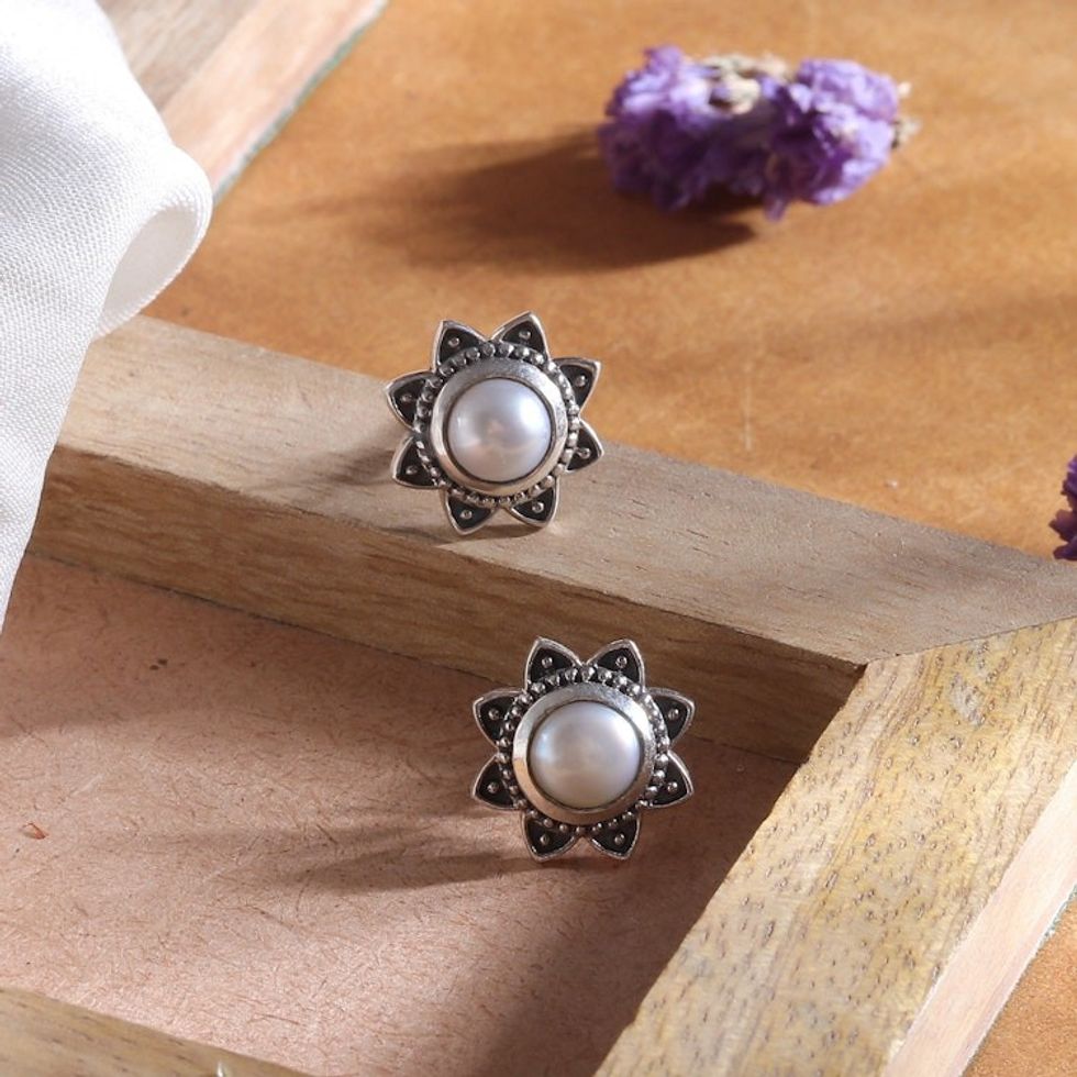 Flower-Shaped Sterling Silver and Pearl Button Earrings 'Pure Blossom'
