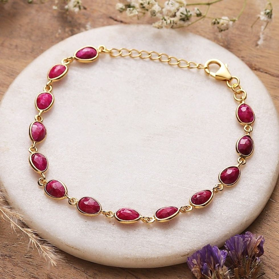 Six-Carat Ruby and 18k Gold-Plated Sterling Silver Bracelet 'Capricious Glam'
